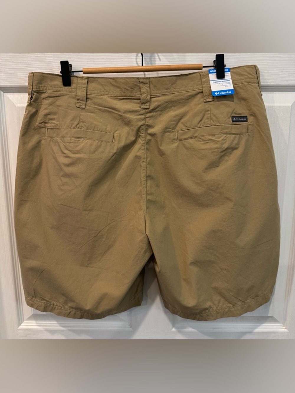 NWT Columbia Mens Modern Classic Khaki Shorts Size 38 - Picture 2 of 9